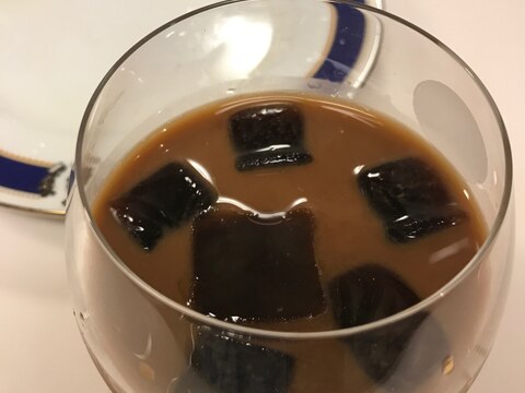 コーヒー氷で作る　アイスコーヒー